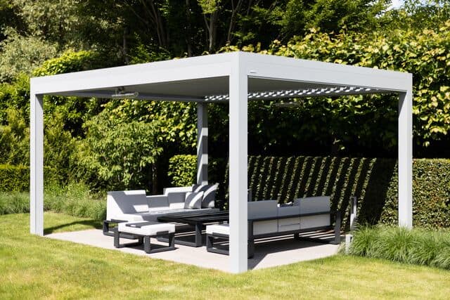 Brustor B600 S Pergola with Retractable Louvered Roof